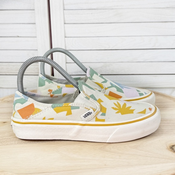 Vans Shoes - Vans Lelia Hurst Abstract Tropical Print Slip On Pro Sneakers‎ White Multi 6